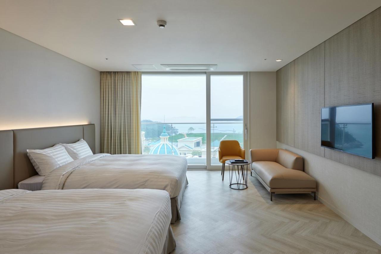 Sol Beach Jindo Exterior photo